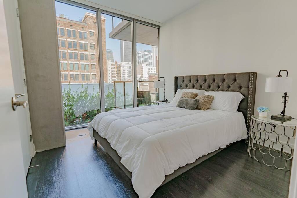 Apartamento Downtown Paradise Escape With 2 Pools / Hot Tubs Los Ángeles