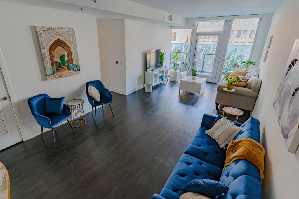 Downtown Paradise Escape With 2 Pools / Hot Tubs Apartamento