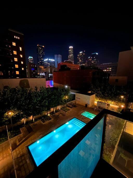 Downtown Paradise Escape With 2 Pools / Hot Tubs Apartamento